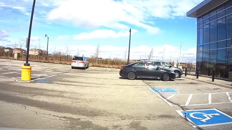 Κι όμως τράκαραν!